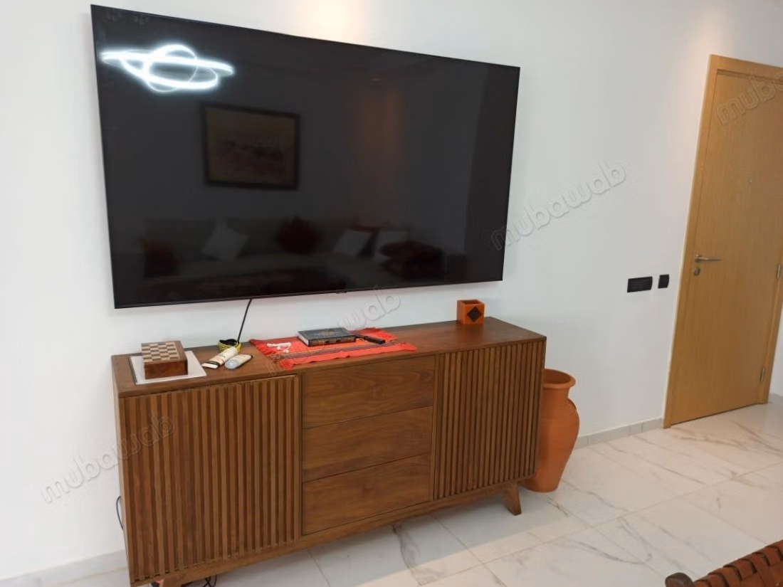 Location d'un appartement à Harhoura. 4 pièces confortables. Meublé