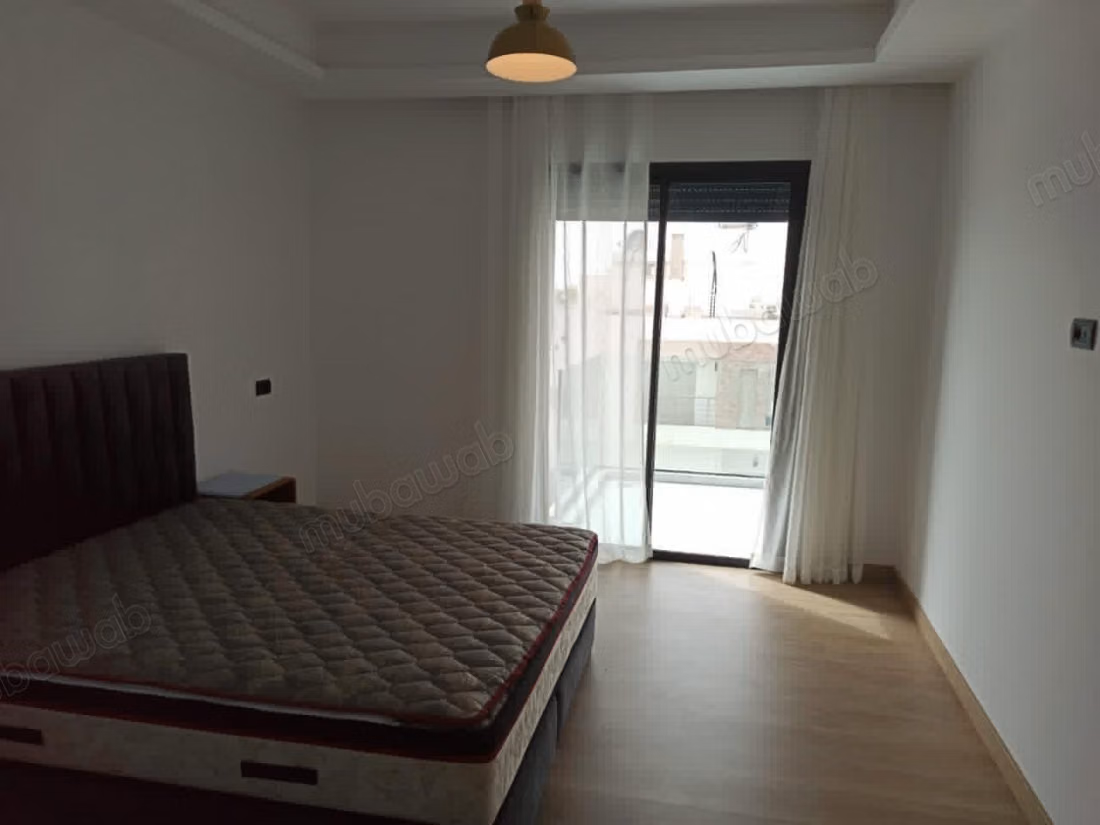 Location d'un appartement à Harhoura. 4 pièces confortables. Meublé