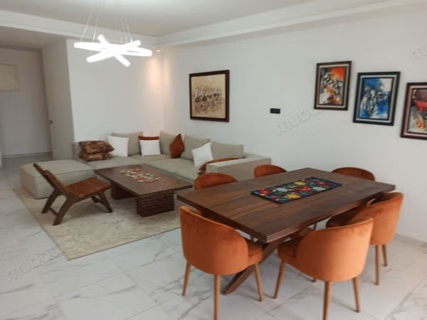 Location d'un appartement à Harhoura. 4 pièces confortables. Meublé