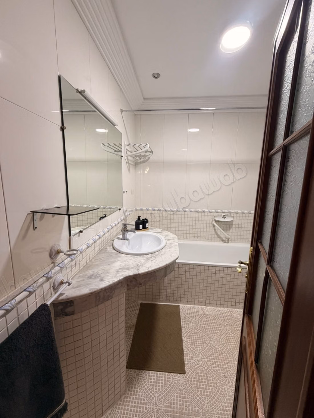 Muy bonito apartamento en alquiler en Guéliz. 3 grandes habitaciones. Bien amueblado