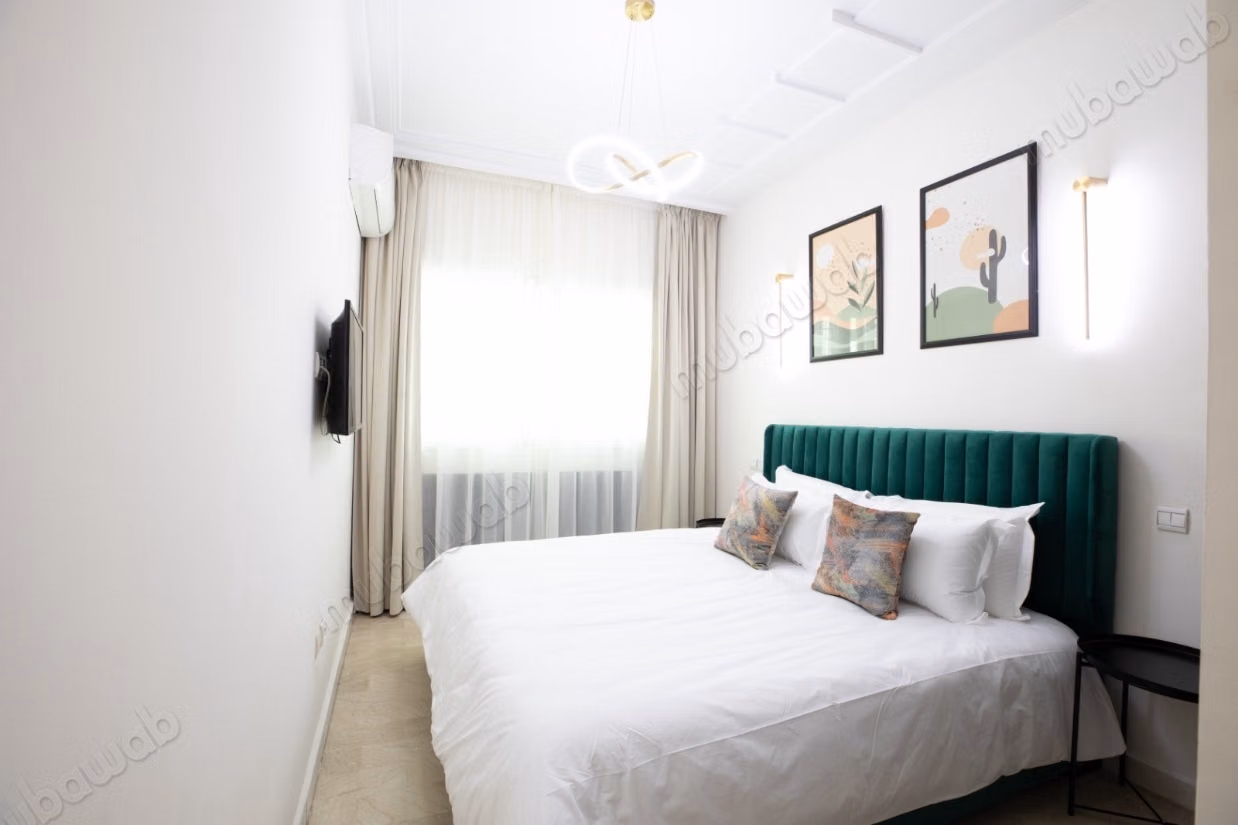3 chambres tout equipe 
Abdelmoumen 
Casablanca
