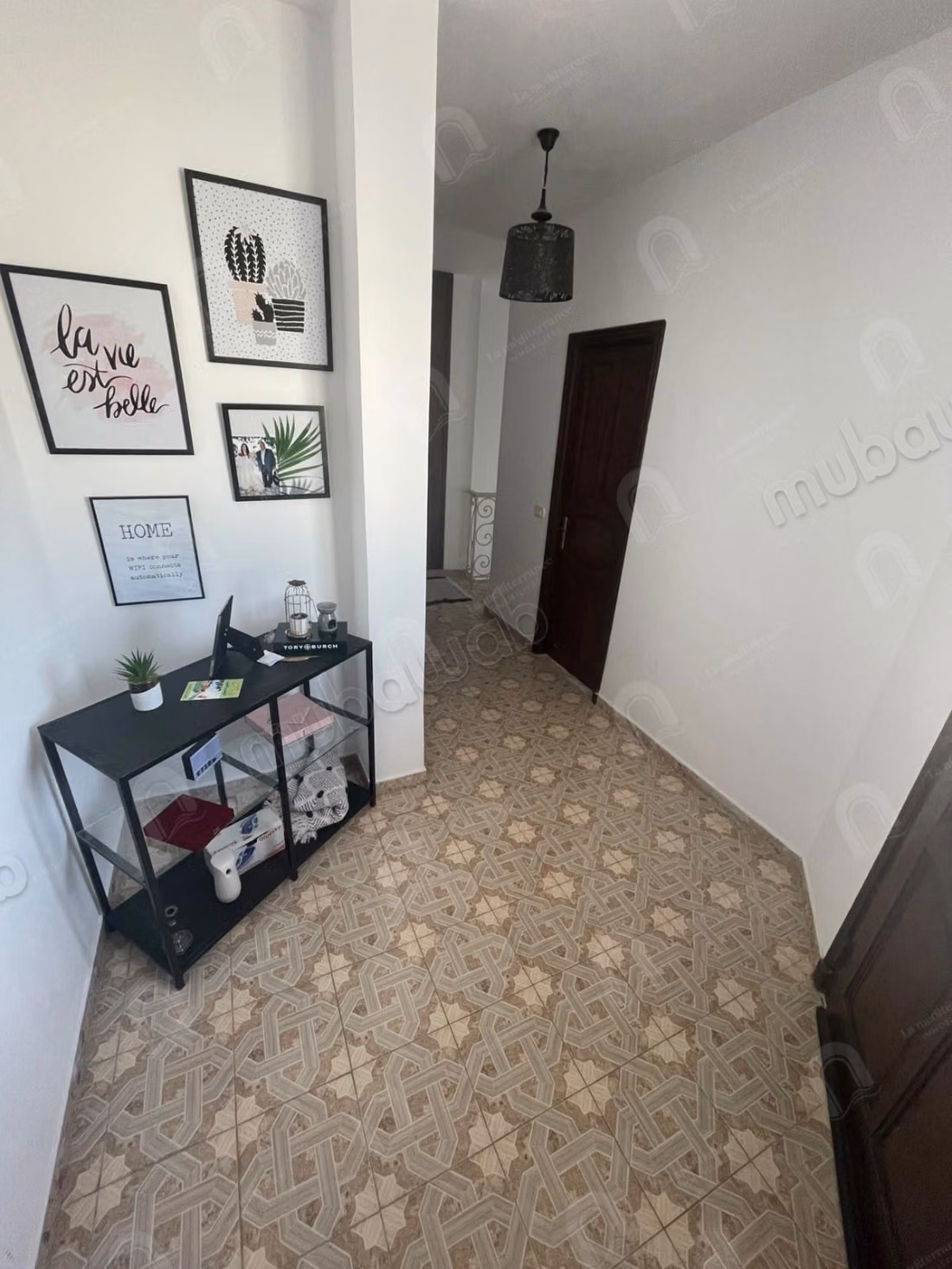 A vendre grande villa avec duplex et studio