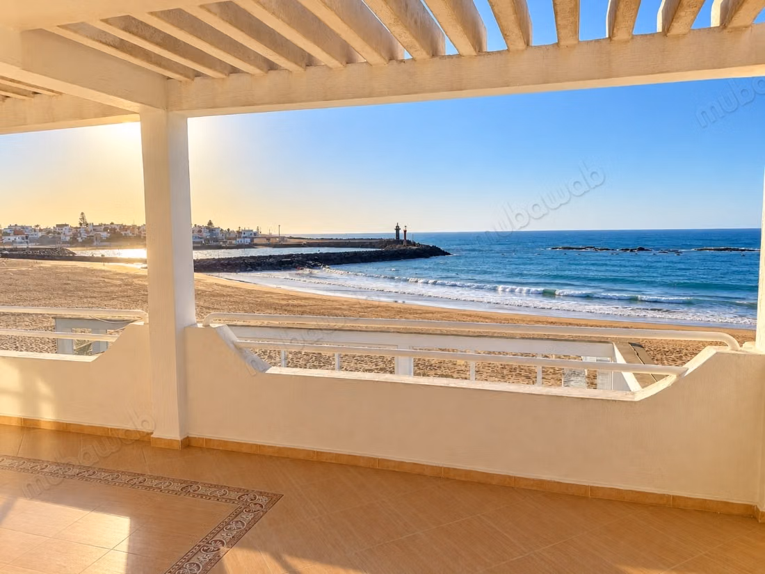 Stunning villa for sale in Harhoura. 6 rooms. Furnished