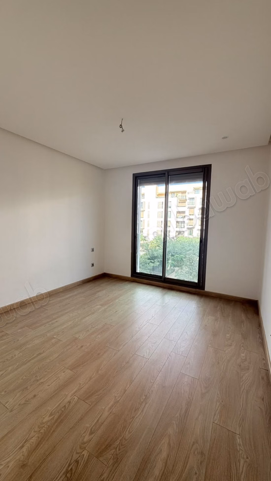 Appartement 160m² A LOUER à Souissi 
RABAT