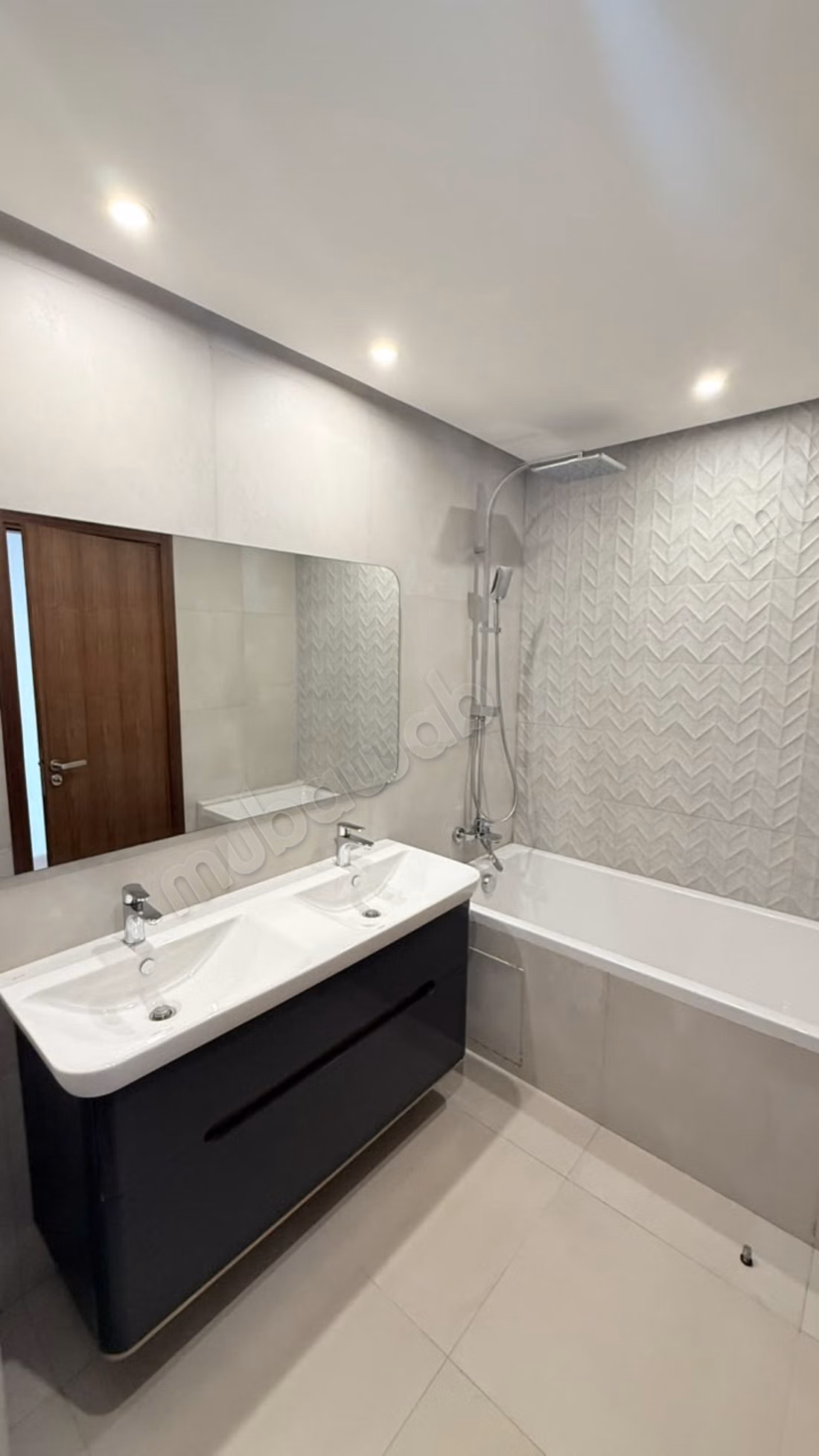 Appartement 160m² A LOUER à Souissi 
RABAT