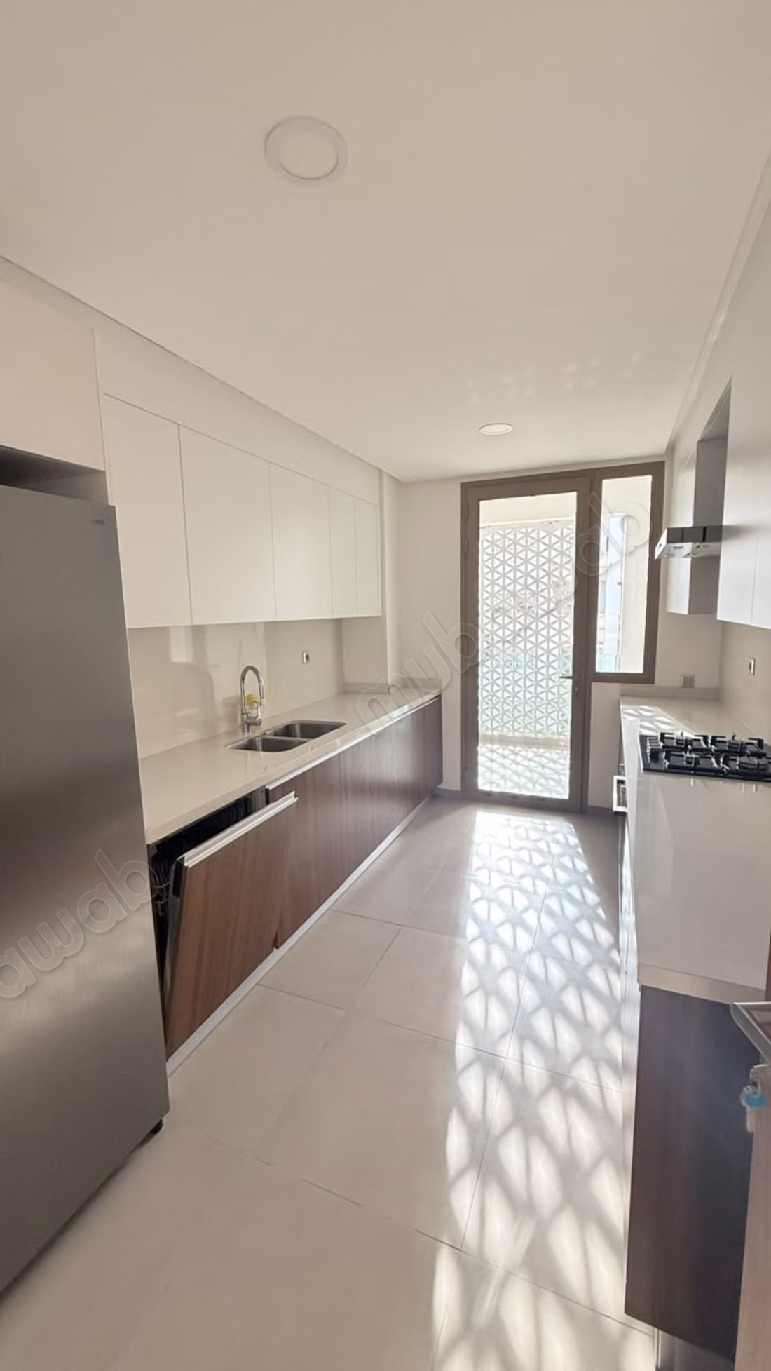 Appartement 160m² A LOUER à Souissi 
RABAT