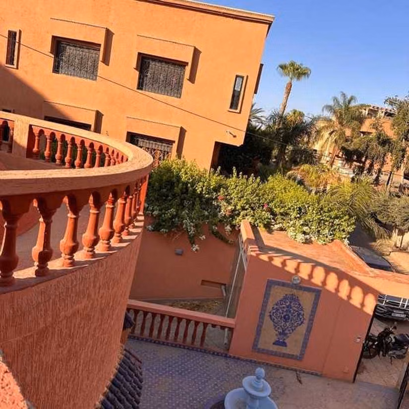 Villa for Sale of 803.0 m² in Marrakech, Route De Casablanca