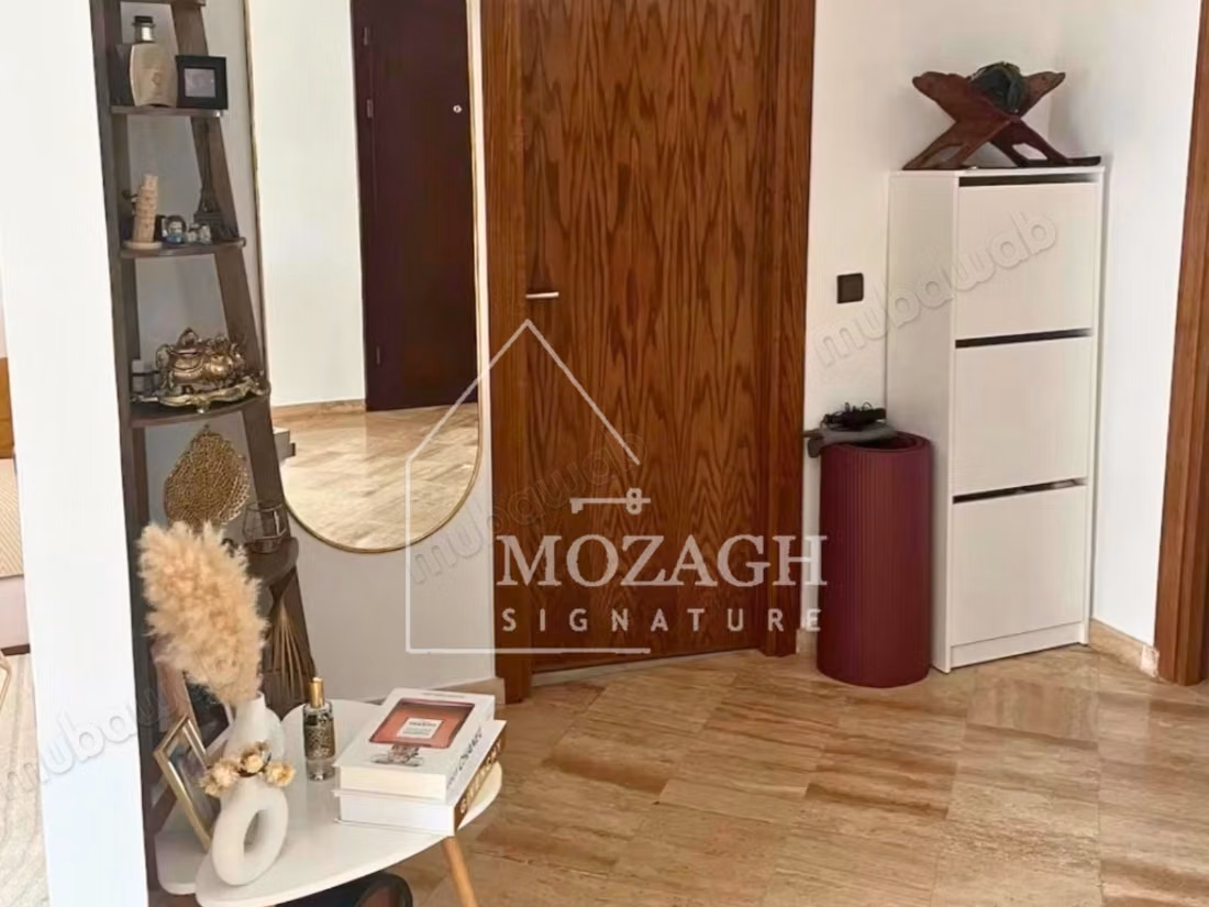 Spacious 2-bedroom apartment in Les Princesses