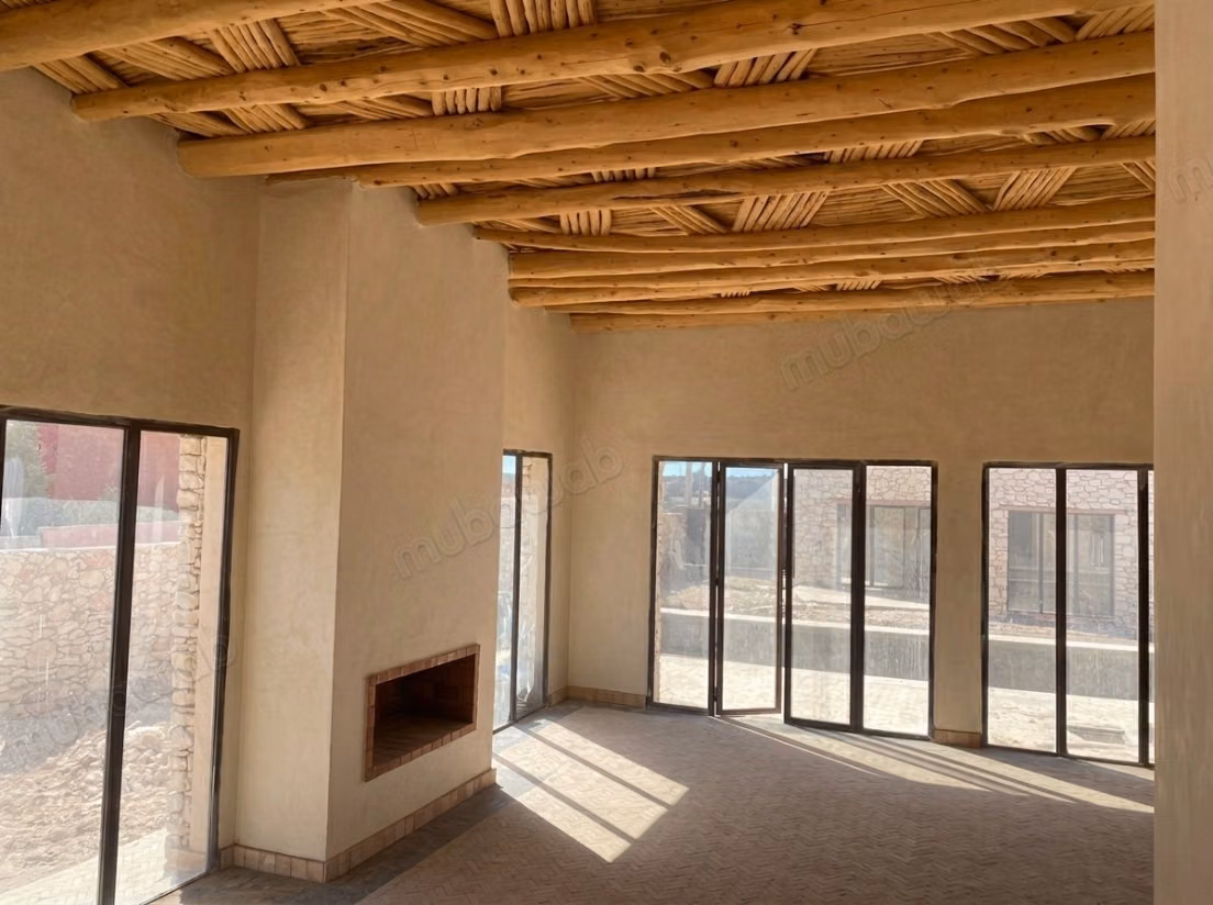 Single-storey villa, with pool, 4 bedrooms