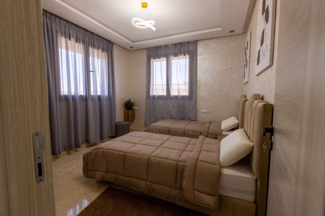 Appartement à louer à Khouribga. 
Surface de 80 m². 
Meublé