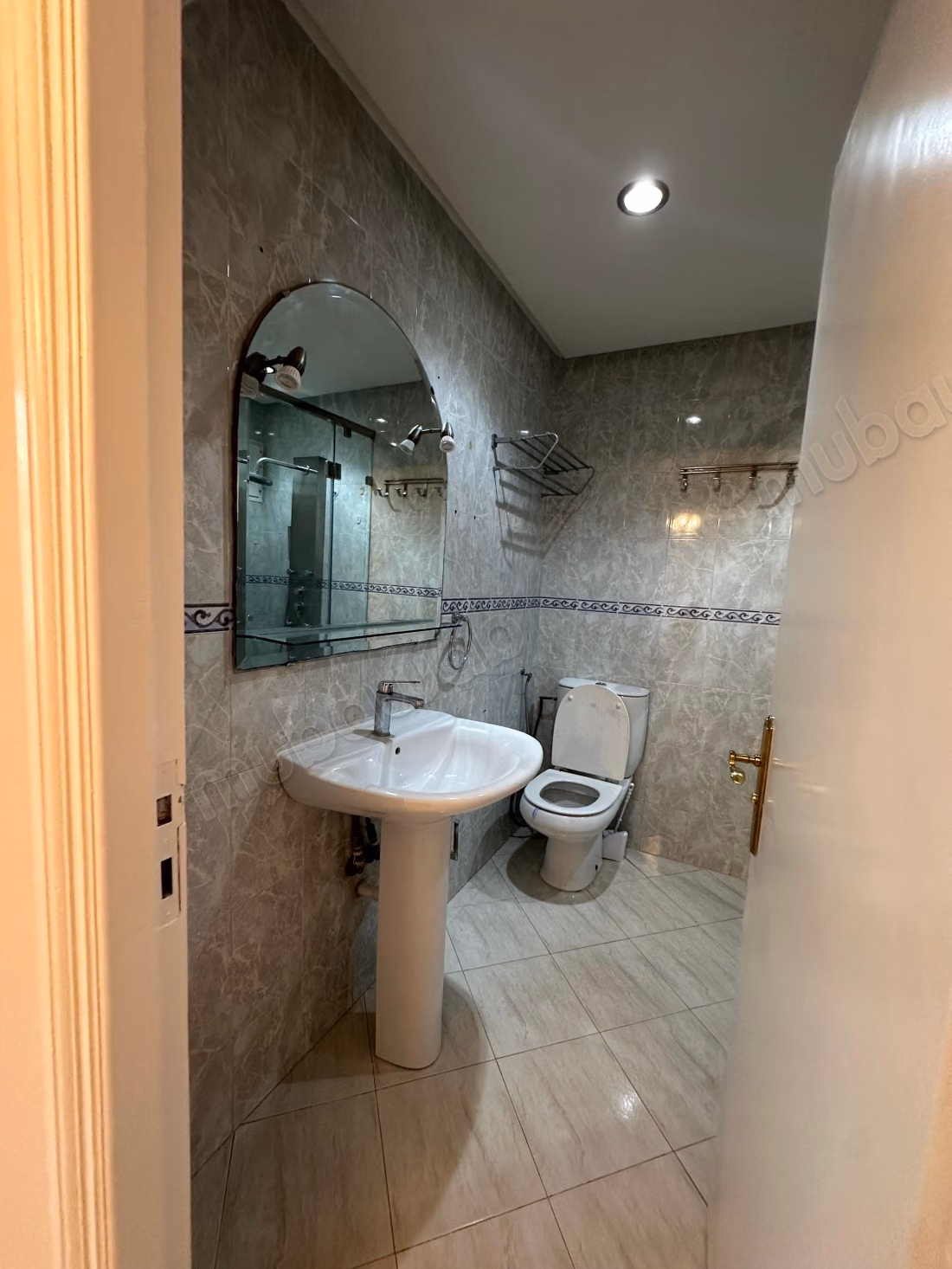 For sale - villa 240 m² - Guich Odaya