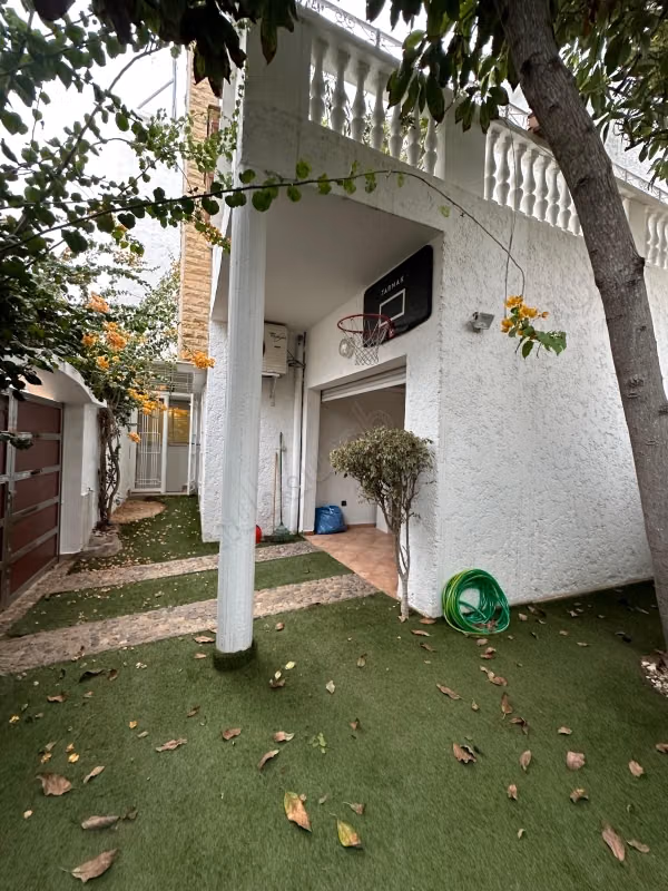For sale - villa 240 m² - Guich Odaya