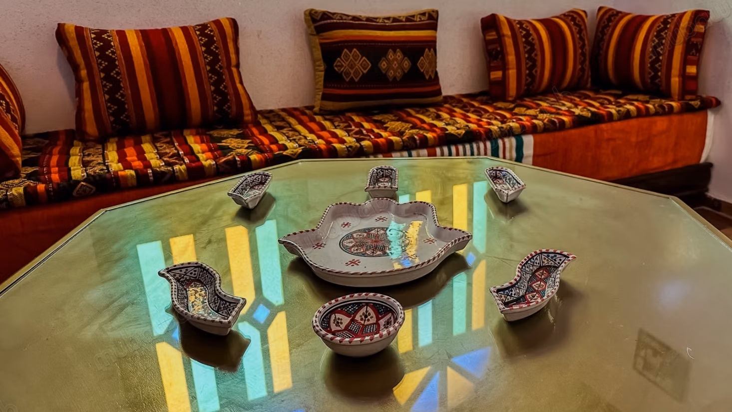 Very beautiful house for sale in Medina. 8 comfortable rooms. Well furnished