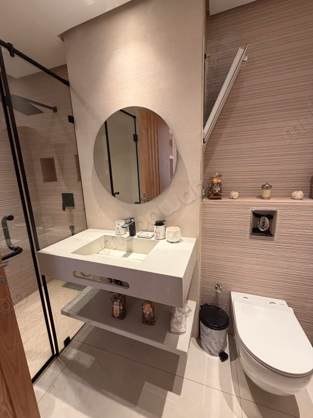 Superbe appartement meublé à Harhoura centre
