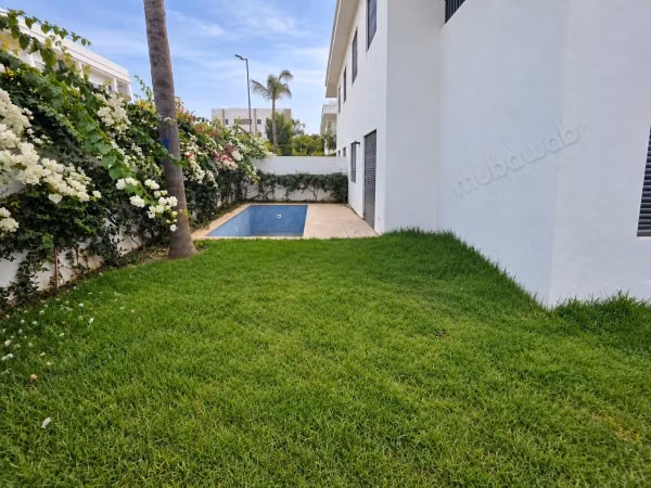 Location duplex meublé Route Bouskoura Casablanca
