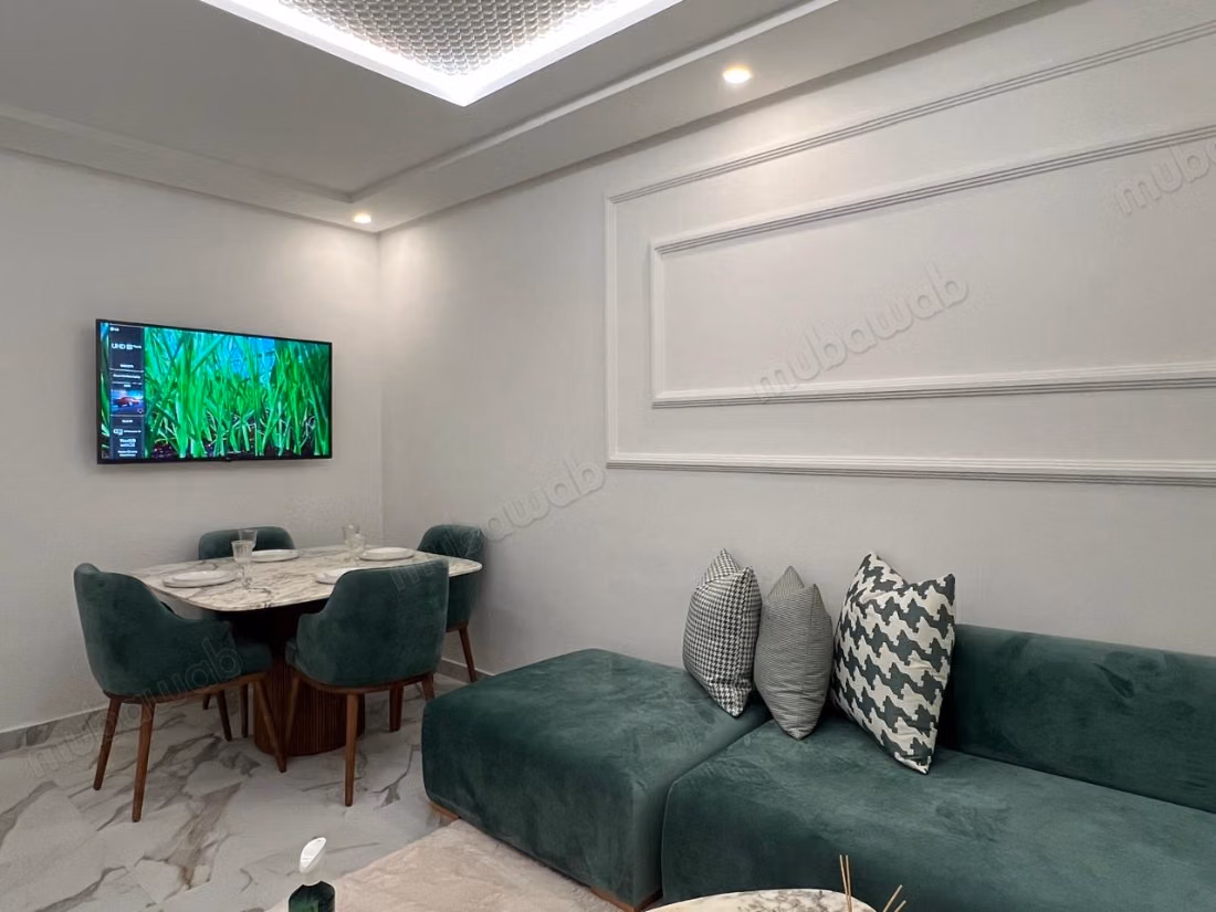 PRACHTIG GEMEUBILEERD APPARTEMENT TE HUUR