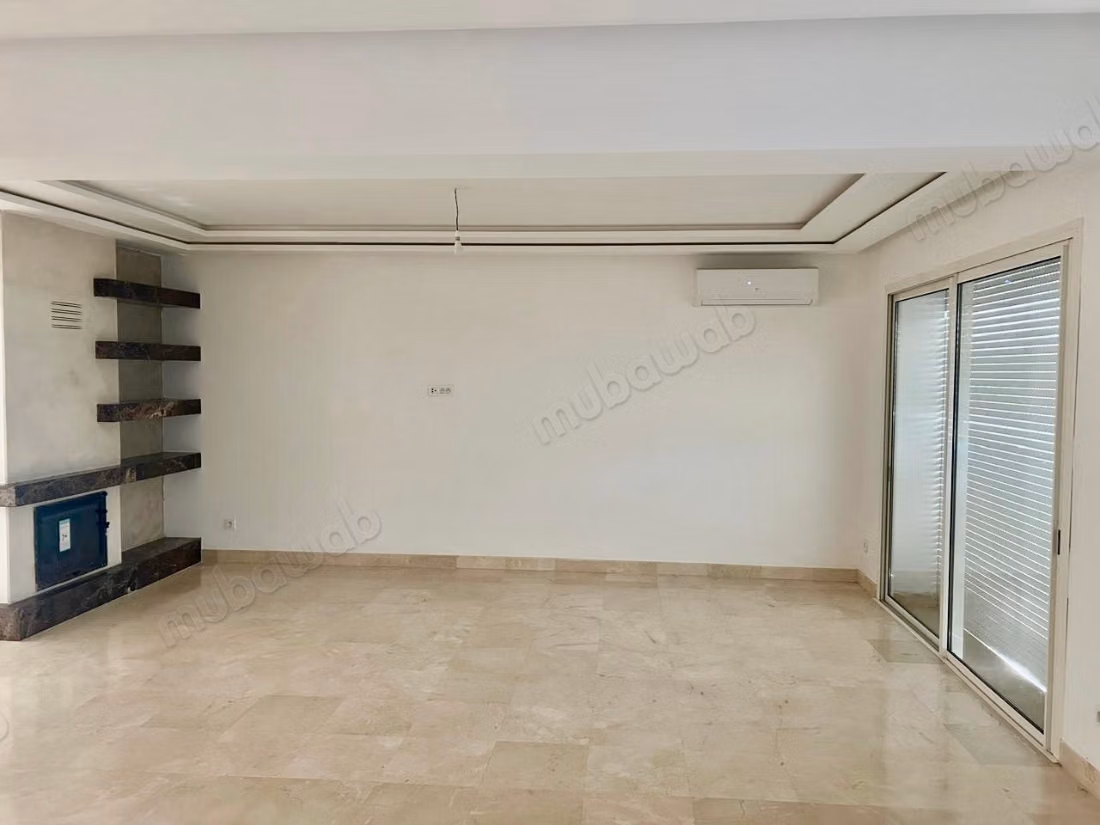 Très bel appartement en rez de jardin à louer