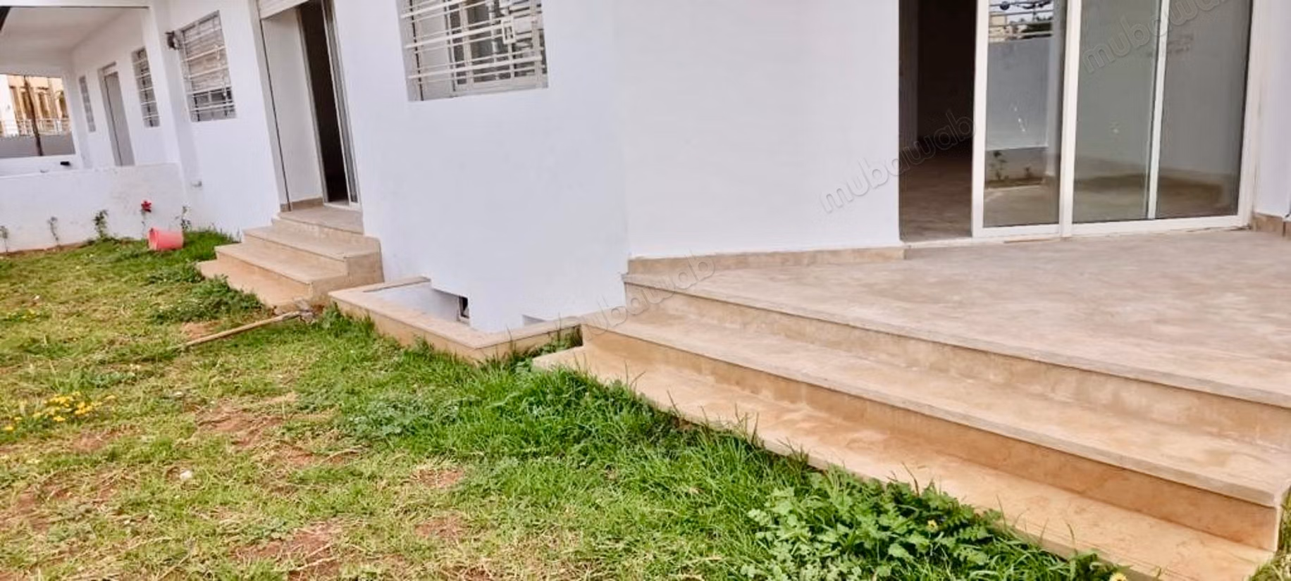 Très bel appartement en rez de jardin à louer