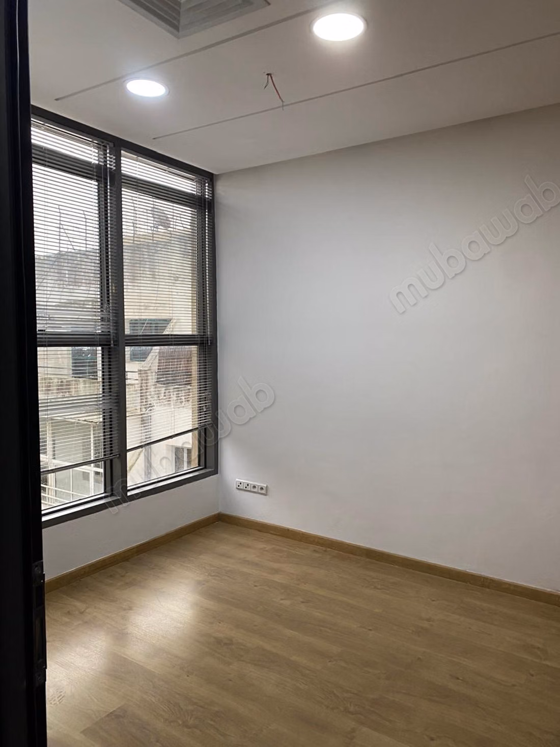 Abdelmoumen – Bureau à la location