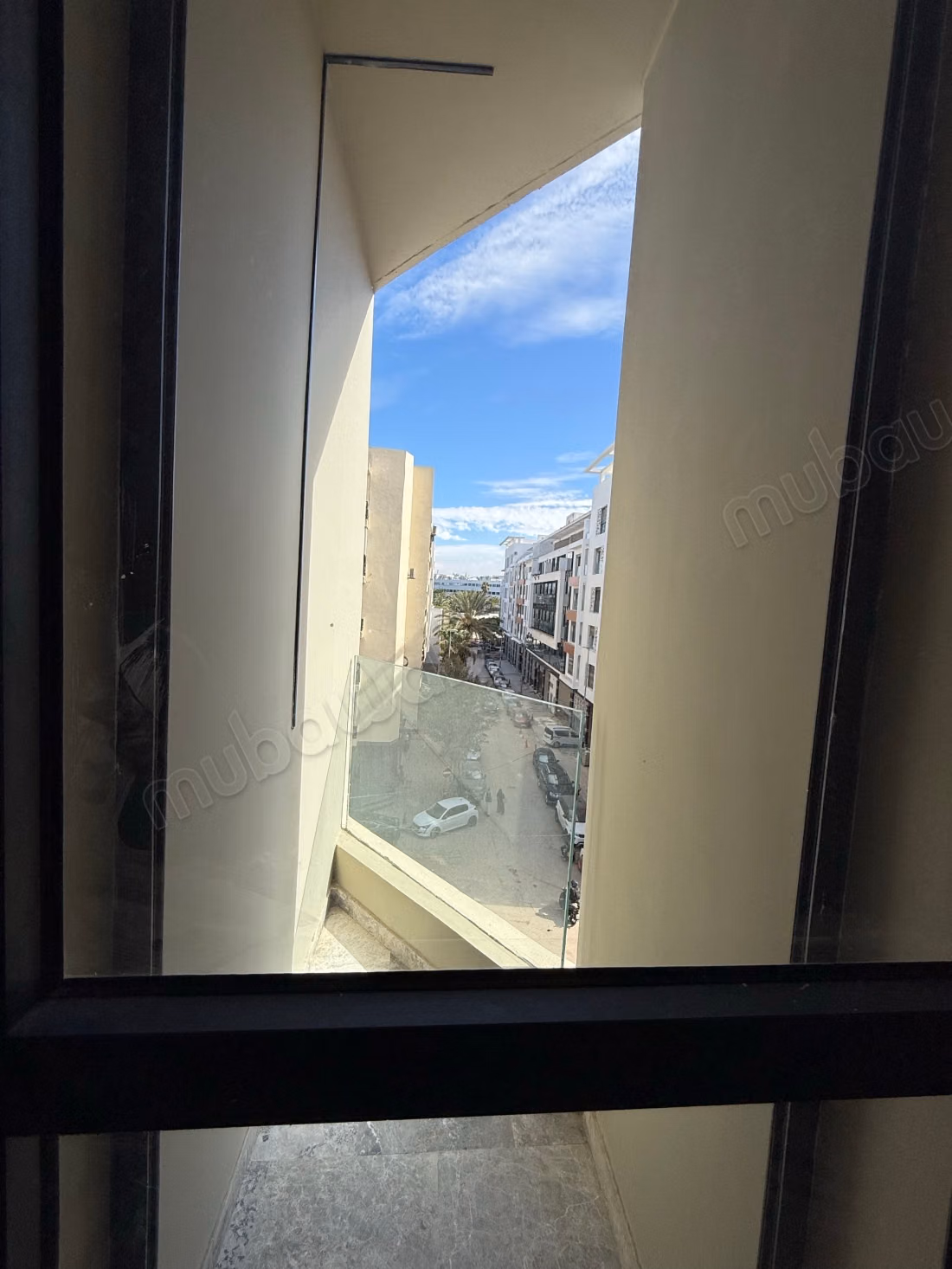 Sell apartment in Derb Ghalef. 1 Room. Elevator and terrace