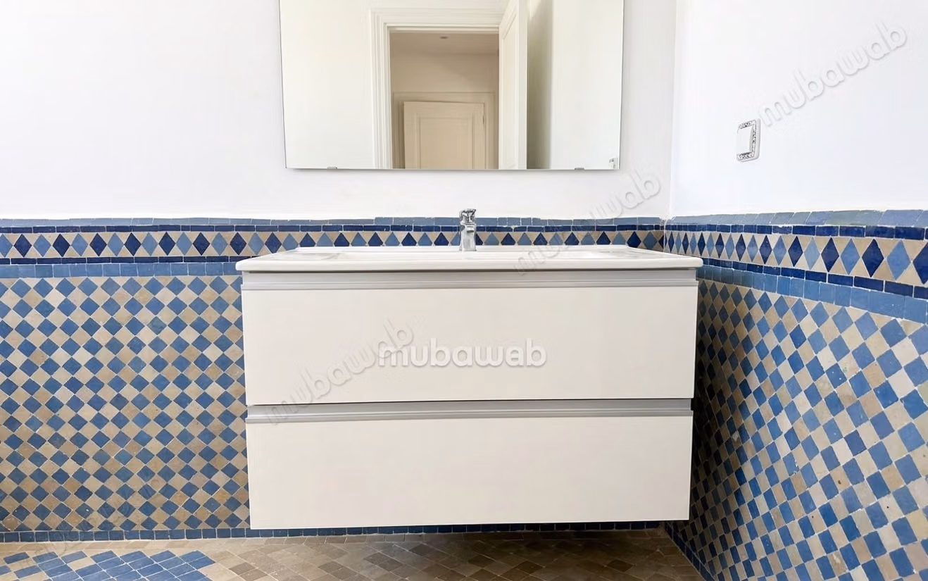 Villa à louer à Souissi, Rabat– 765 m²
