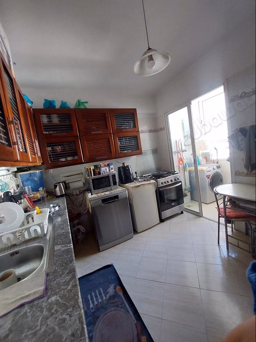 Spacious 116m2 apartment in Hay Chemaou for sale