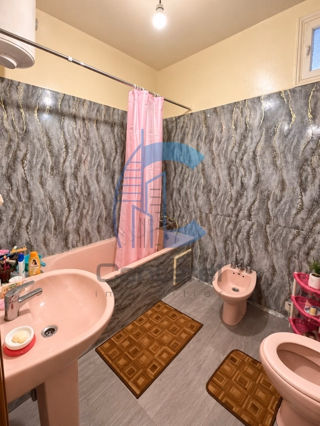 For sale apartment 93m² Maarif