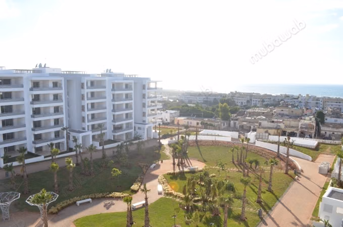 Très bel appartement traversant à la location