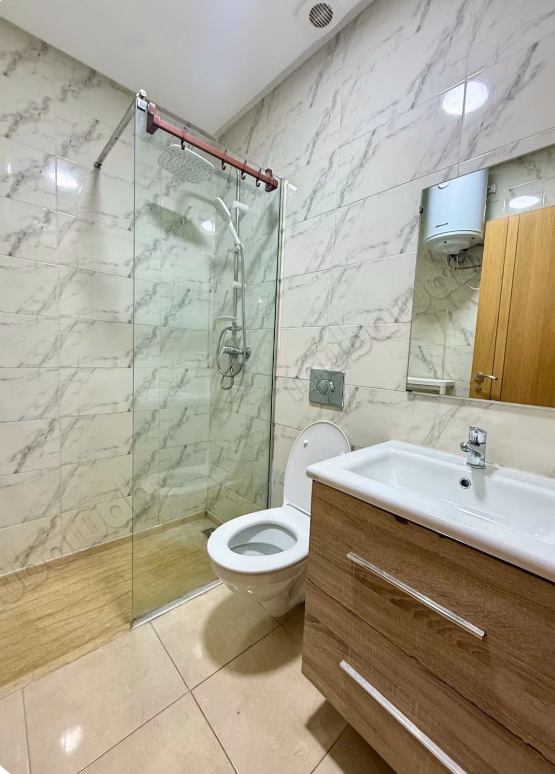 Very nice apartment for rent in Moujahidine. Area of 40 m². Furnished