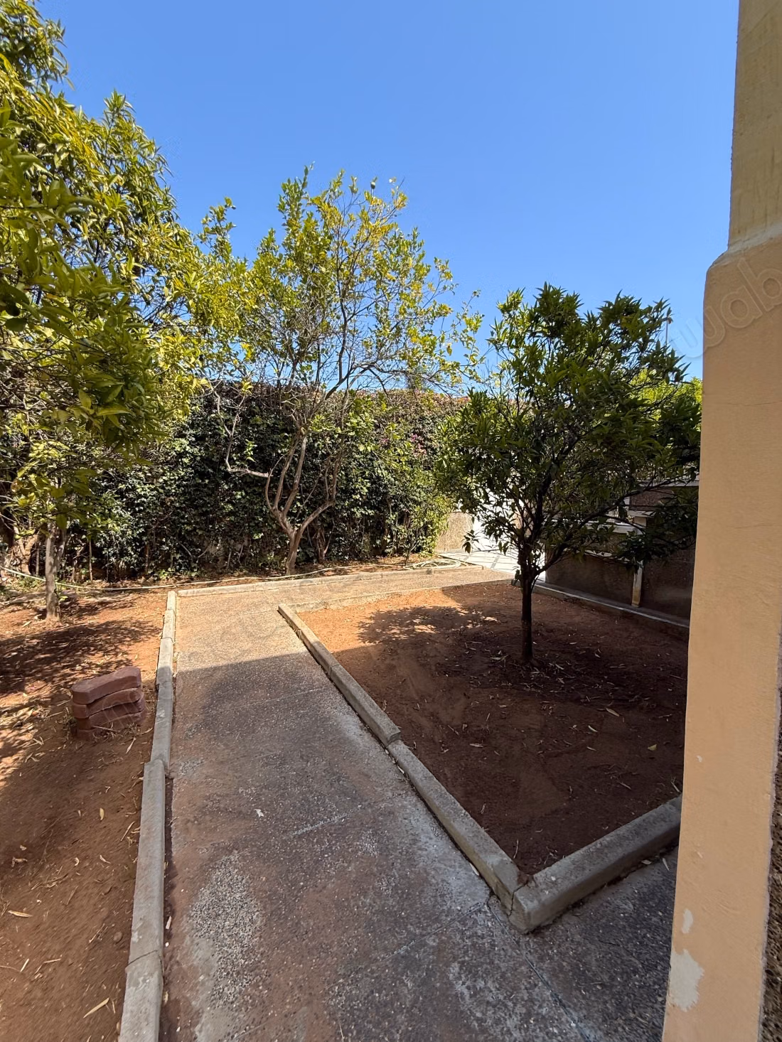 Magnificent villa for sale in Souissi. 4 rooms. Terrace and garden