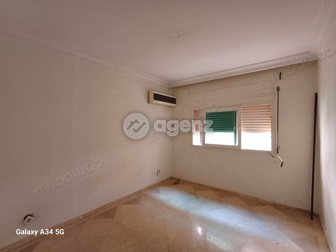 Appartement à vendre 124 m², 3 chambres 
Camp Al Ghoul Marrakech