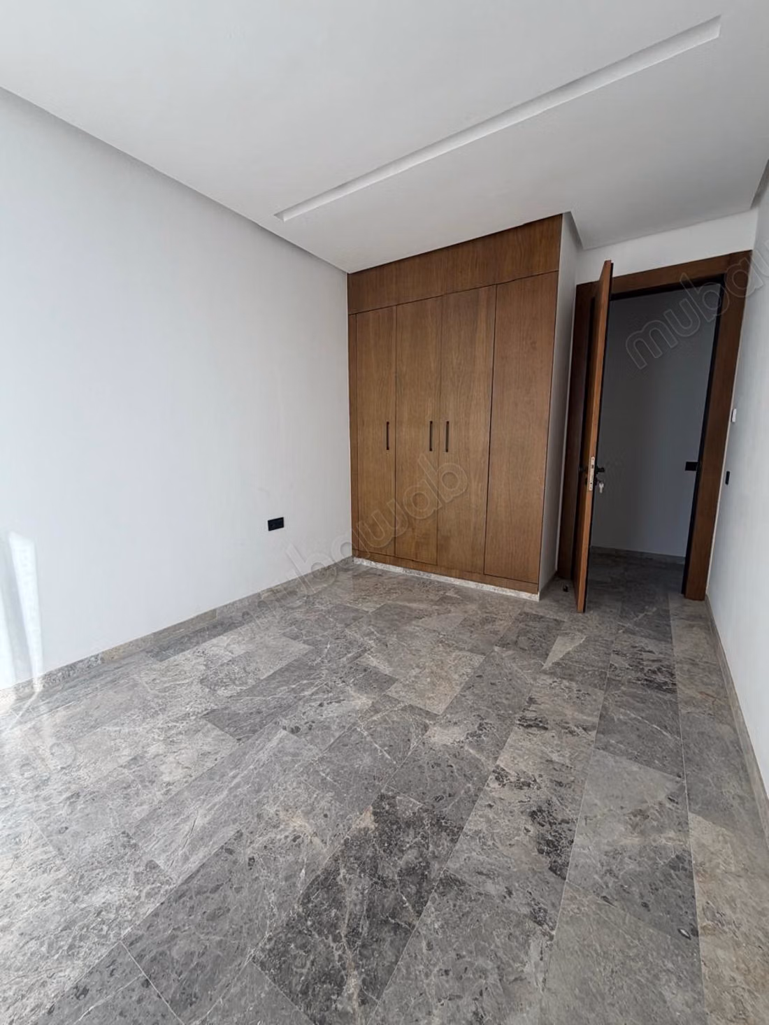 Mooi appartement te huur in Ferme Bretonne Hay Arraha. 3 slaapkamers. Gemeubileerd