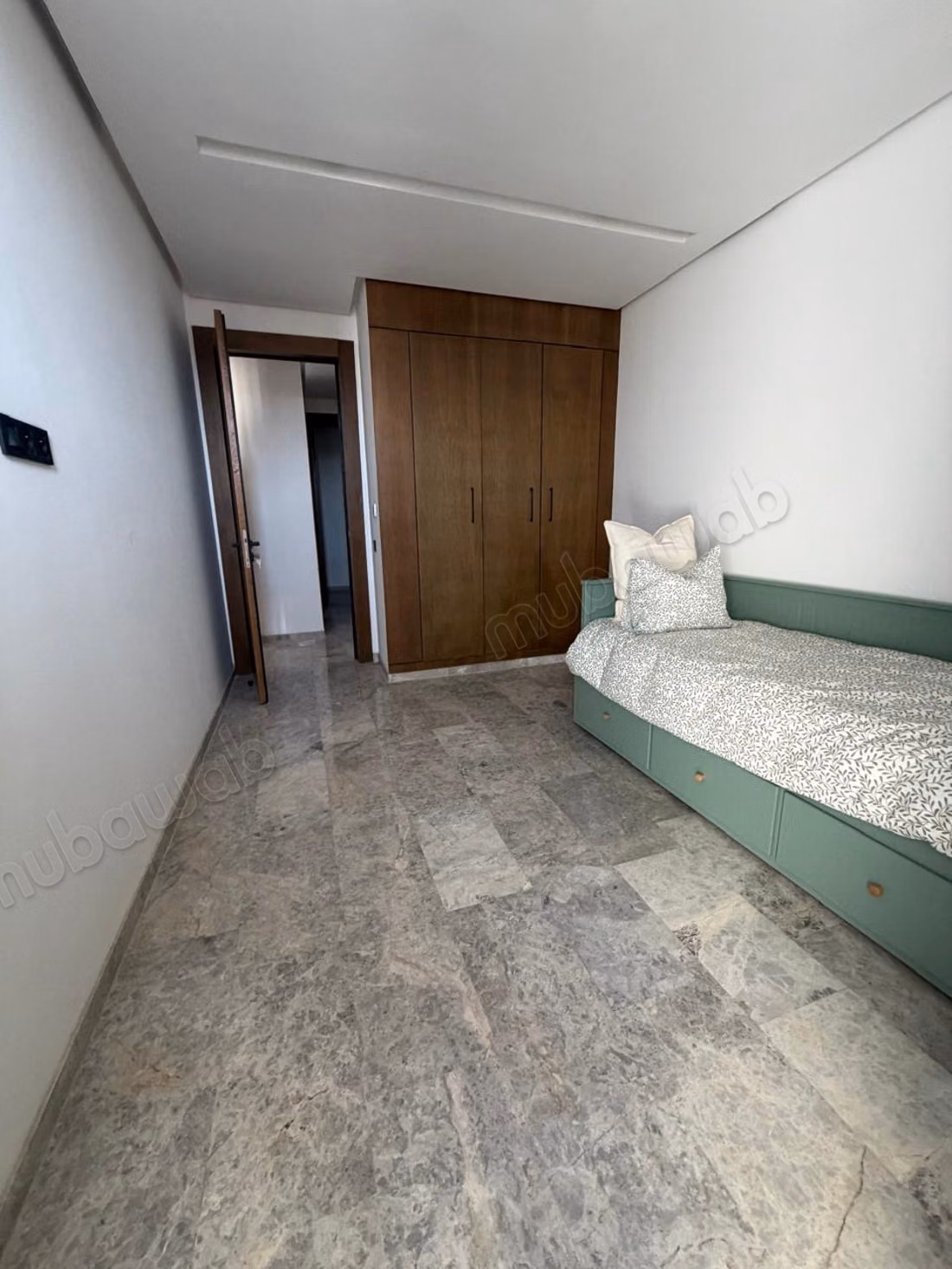 Mooi appartement te huur in Ferme Bretonne Hay Arraha. 3 slaapkamers. Gemeubileerd