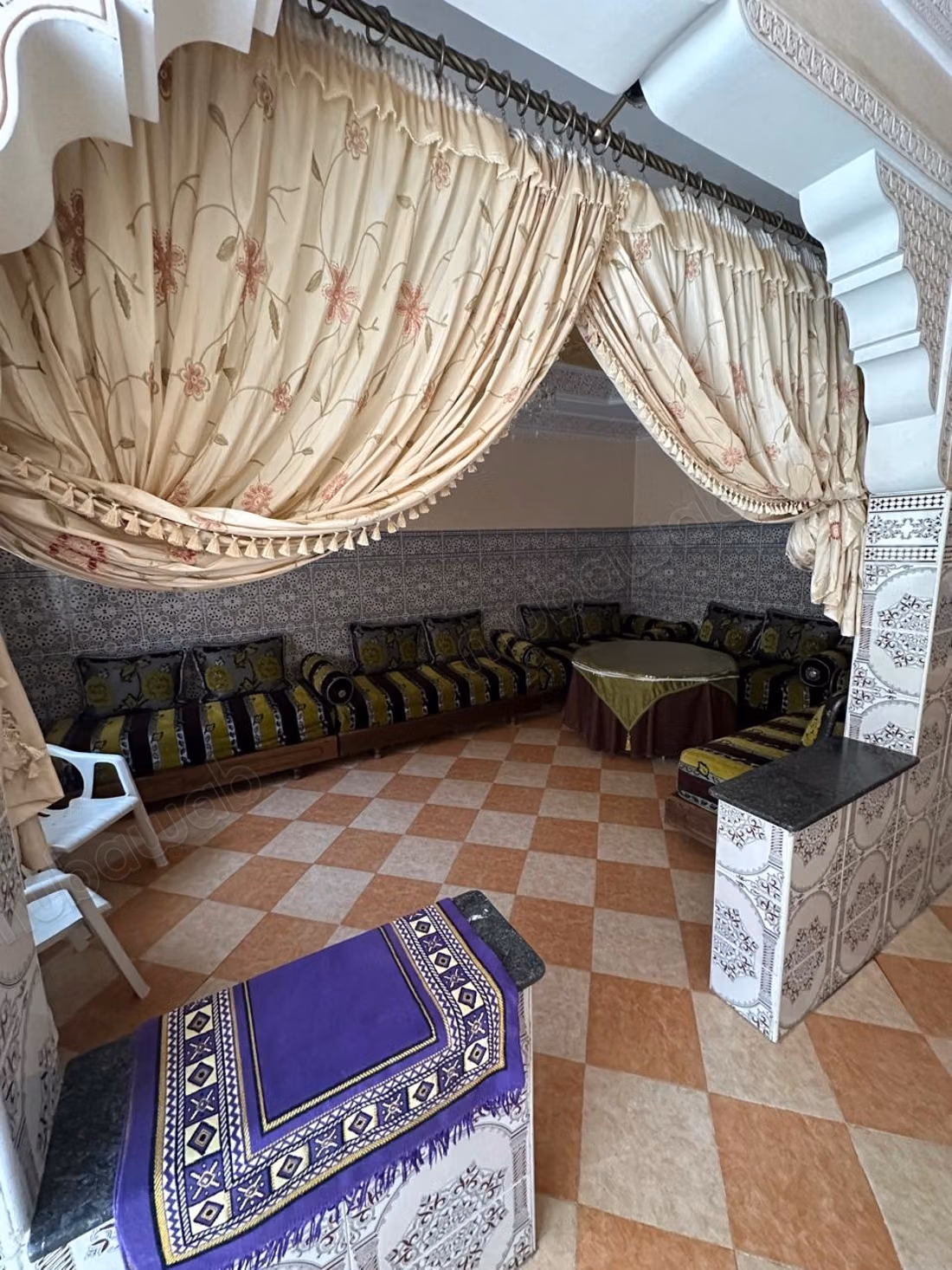 Appartement de luxe au premier étage à louer à Oujda
