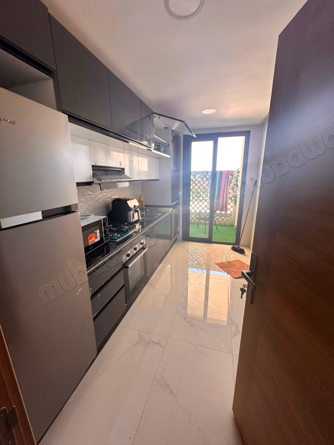 Louez cet appartement à Hay Chmaou. Surface de 102 m². Meublé
