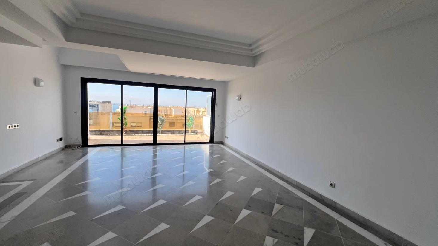 À louer: Duplex s3 avec vue sur le Lac