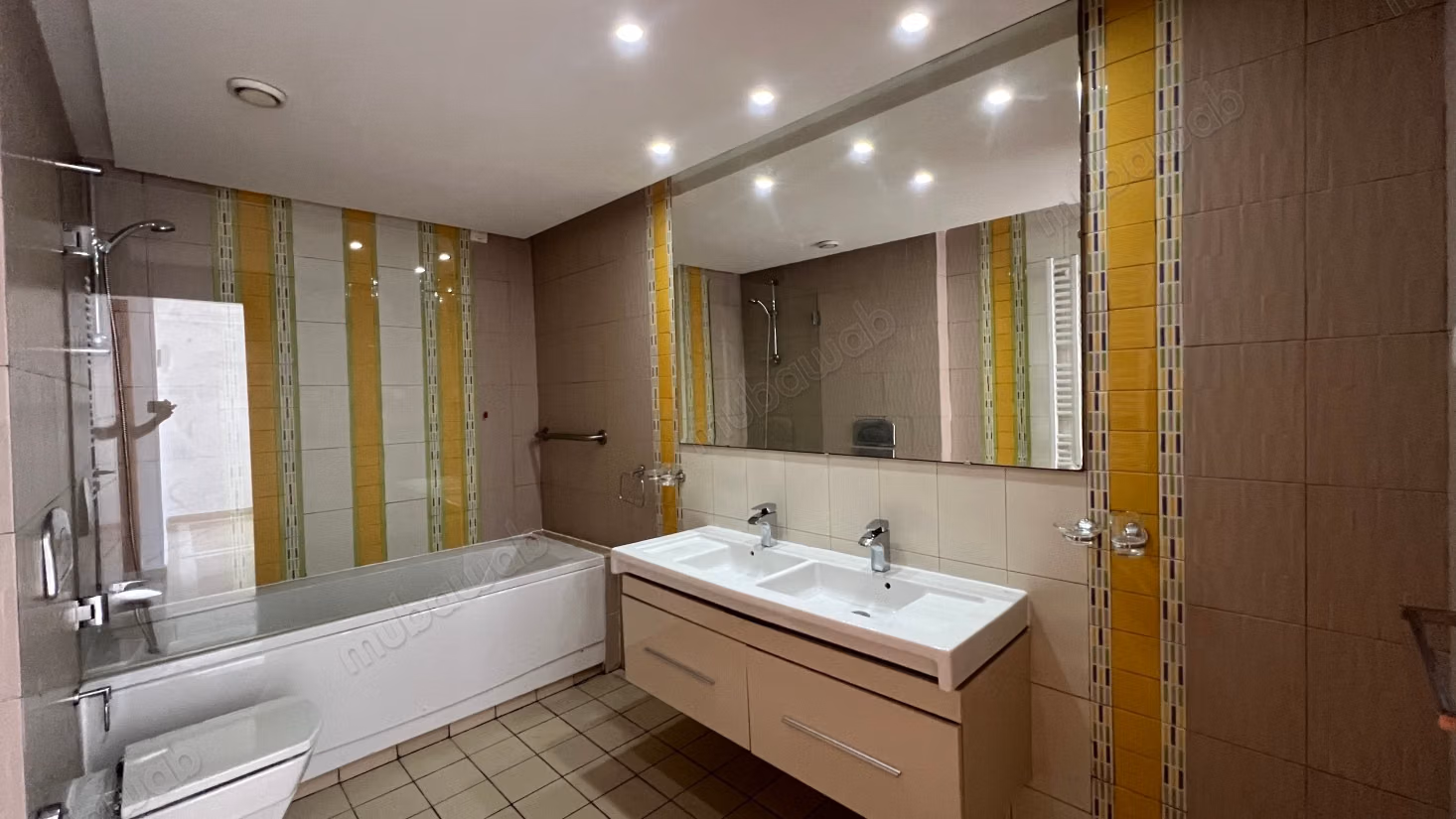 À louer: Duplex s3 avec vue sur le Lac