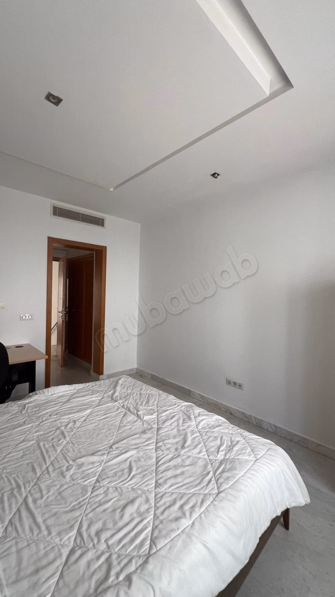 À louer: duplex s2 meublé au Lac 2