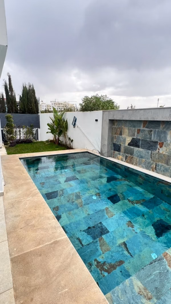 Chic furnished villa at La Rocade with pool