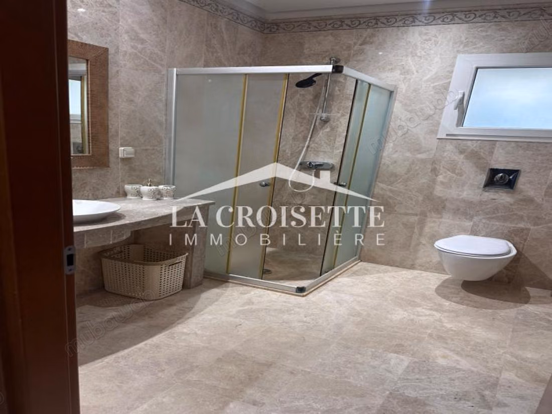 Triplex S5 avec jardin à La Marsa