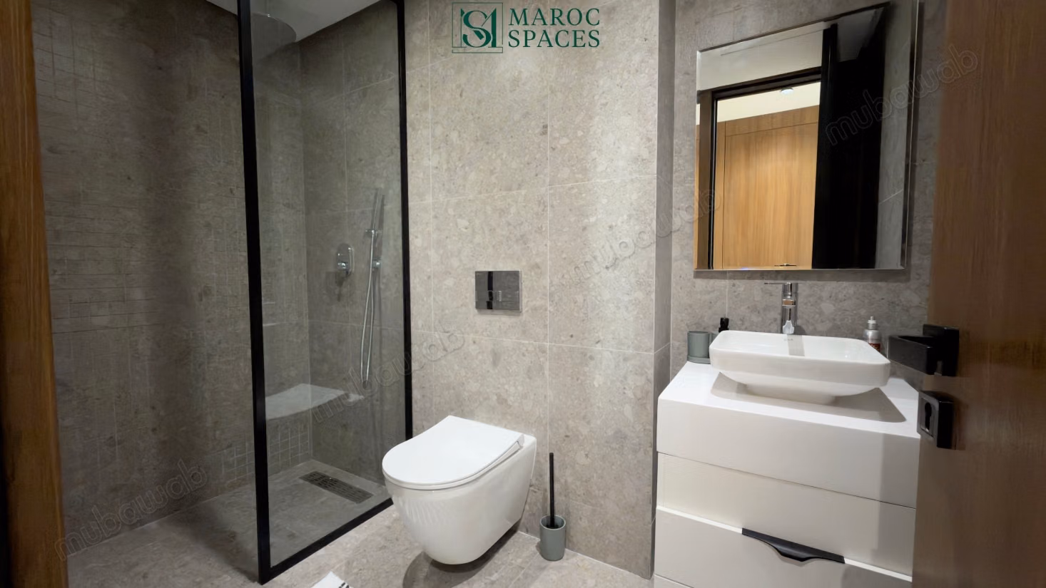 FOR RENT, STUDIO, CFC, A CAS CFC 015