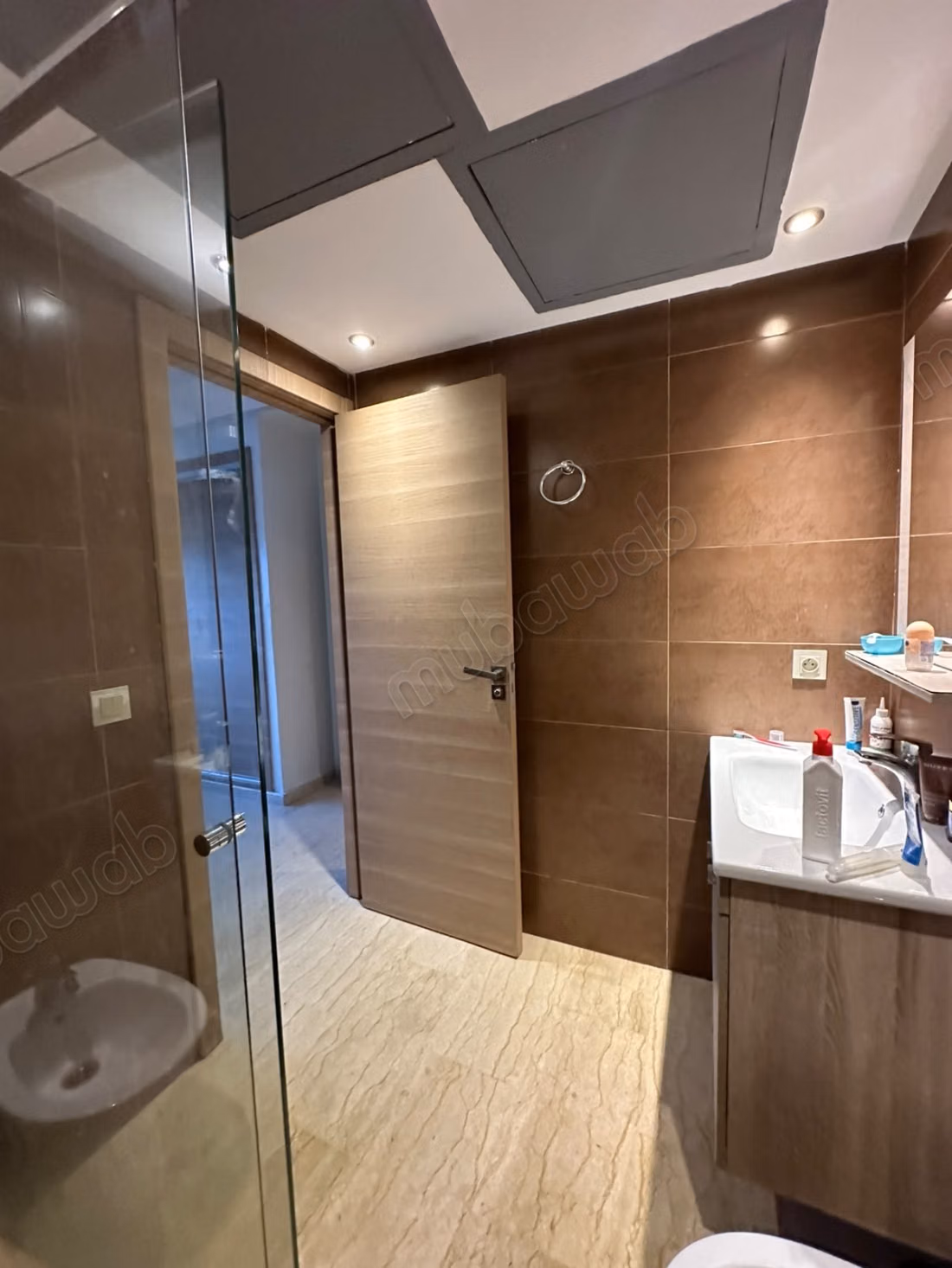 Apartment for sale in Ferme Bretonne Hay Arraha. 3 beautiful bedrooms. Concierge service and air conditioning