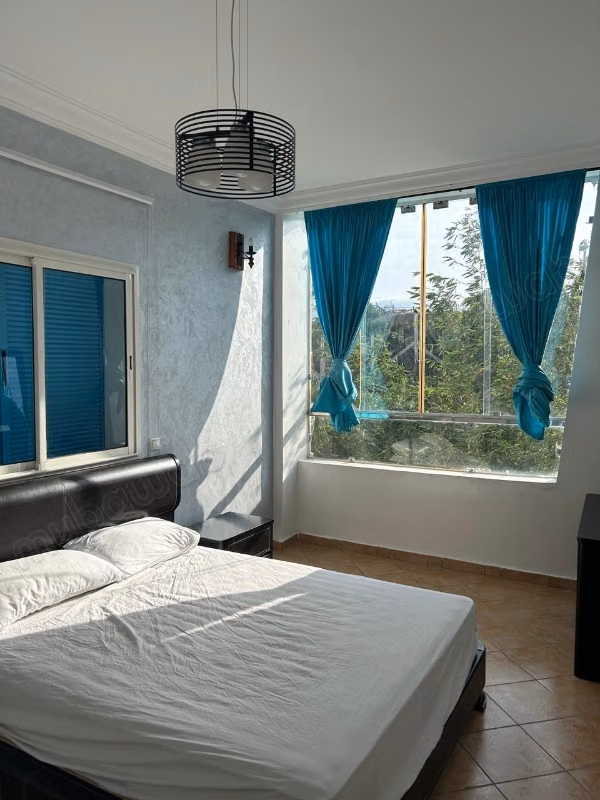 Vente d'un bel appartement à M'Diq. 4 pièces. Meublé