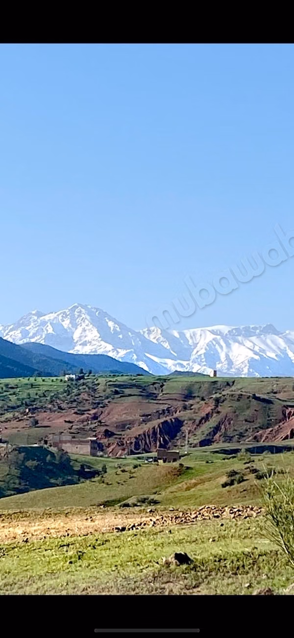 Terrain en vente à Ourika.
Superficie 13000 m²