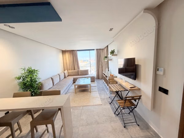 Hermoso apartamento en alquiler en Belvédère. 1 Habitación. Amueblado