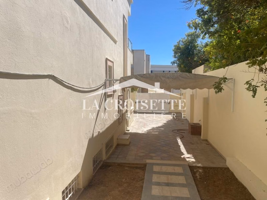 Villa S4 con piscina a Gammarth