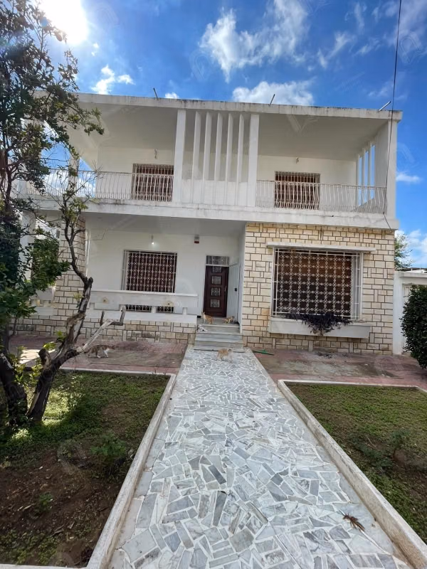 For sale villa S6 in the heart of Bardo