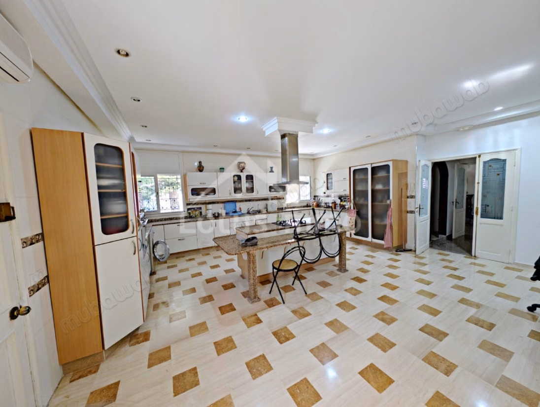 A Vendre Villa Plain Pied à La Soukra