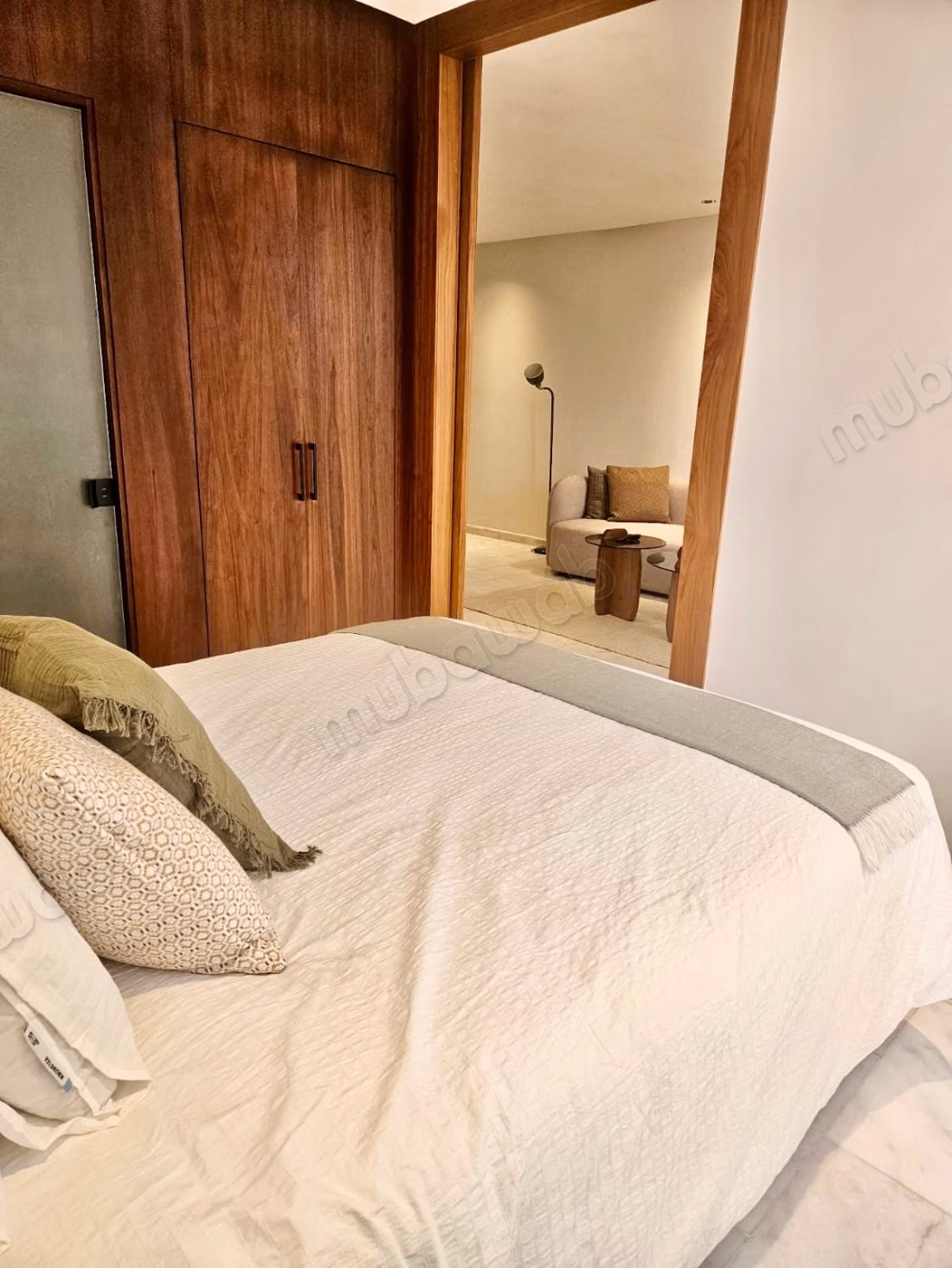 Très bel appartement en location à Ferme Bretonne 
Hay Arraha. Surface totale 44 m². Bien meublé