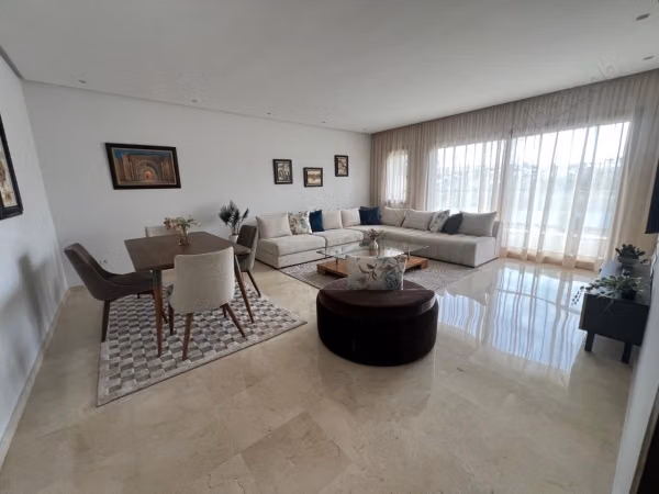 Appartement meuble à louer à Bouskoura